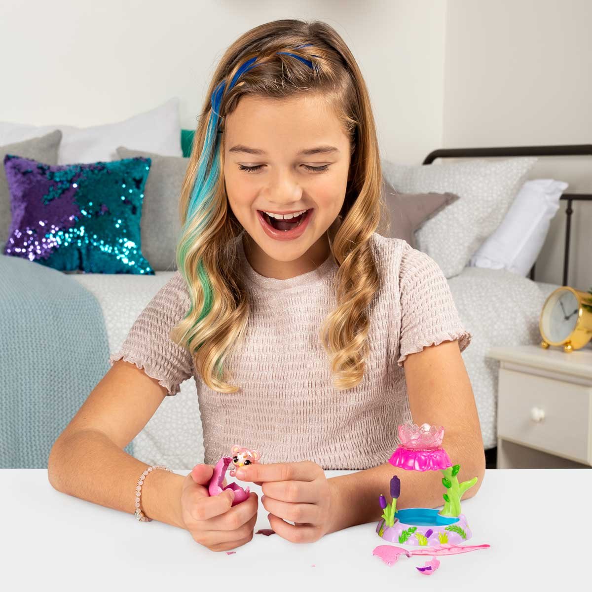 Hatchimals Set de Juego Ducha de Flores Marnas Spin Master