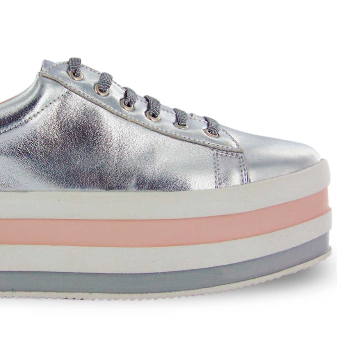 Tenis Plateado con Doble Plataforma y Agujeta Mbj