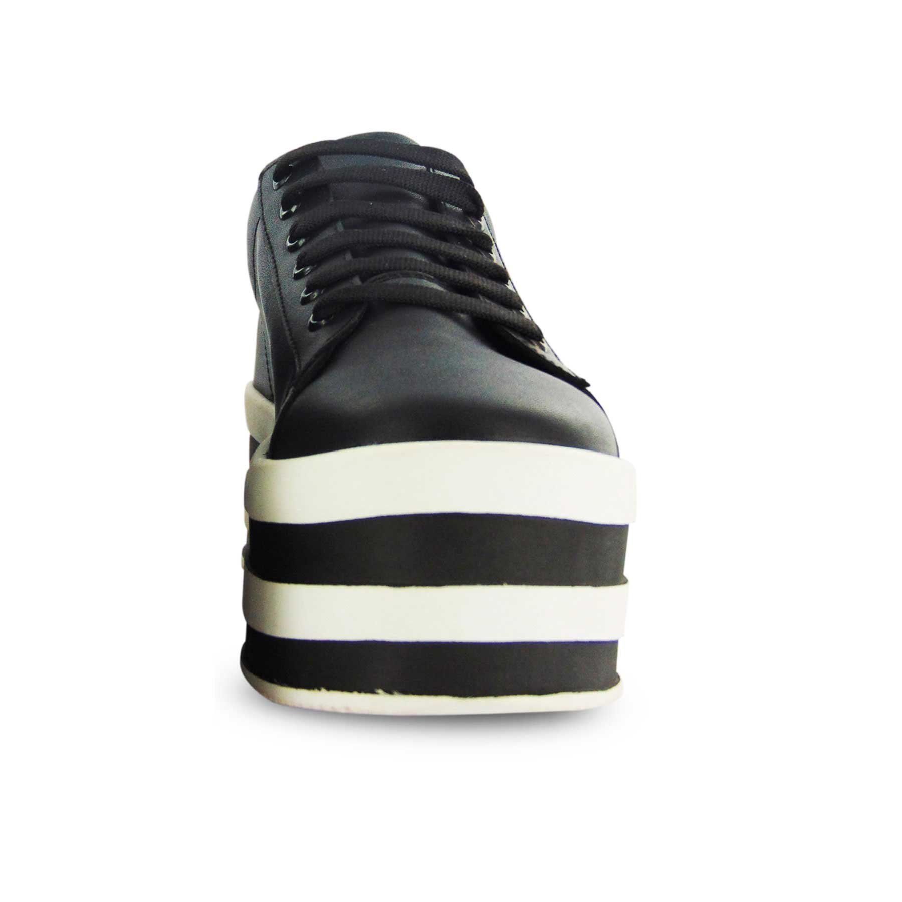 Tenis Negro con Doble Plataforma Y Agujeta Mbj
