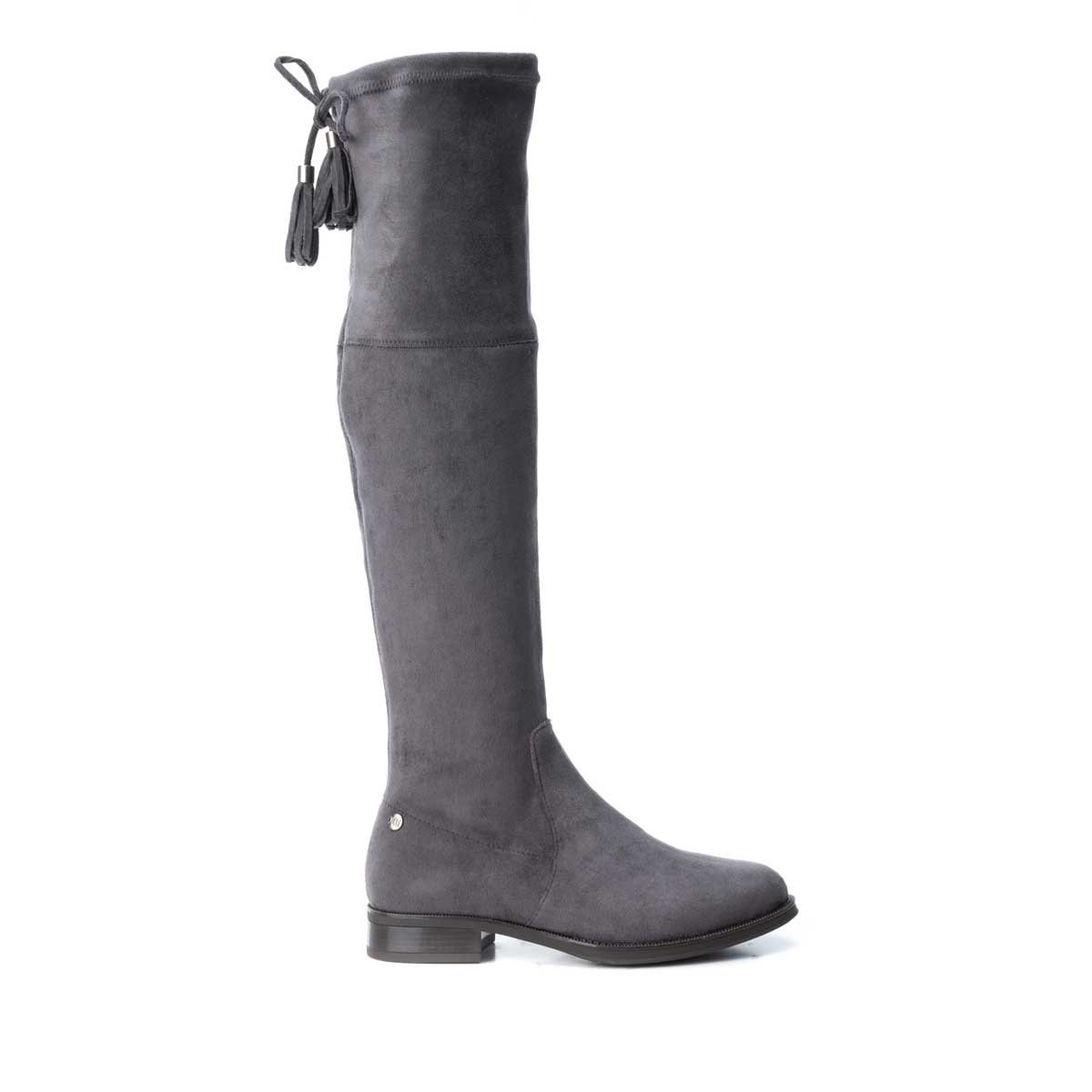Bota de Piso con Borla Trasera Xti