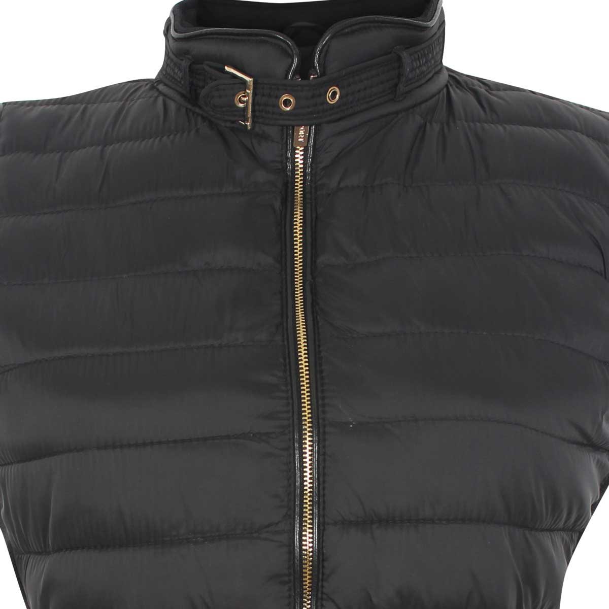 Chaleco Negro Capitonado Cuello Mao con Trabe Basel