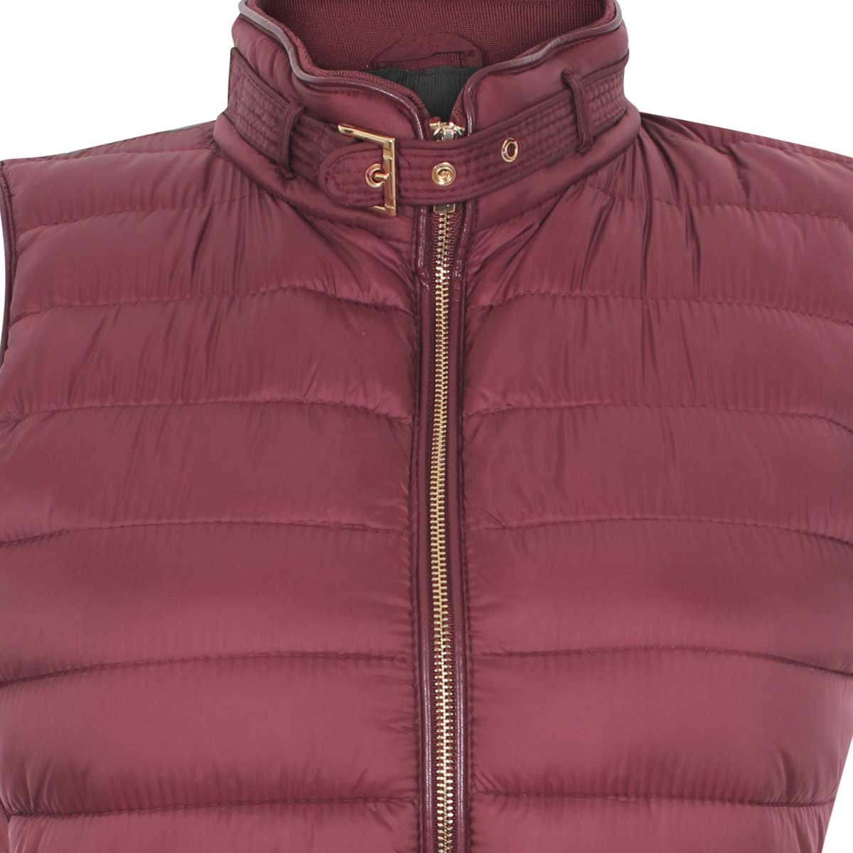 Chaleco Rojo Capitonado Cuello Mao con Trabe Basel