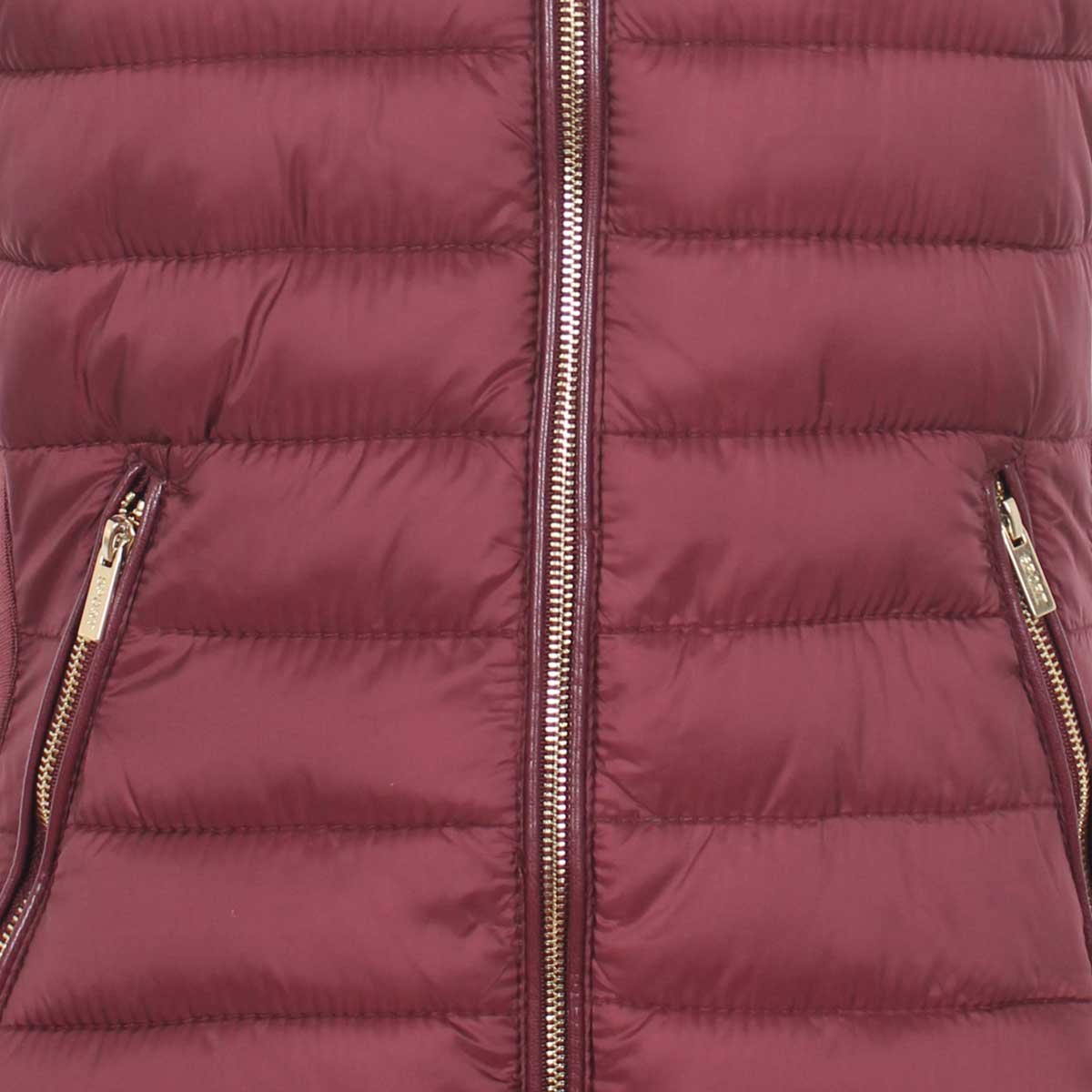 Chaleco Rojo Capitonado Cuello Mao con Trabe Basel