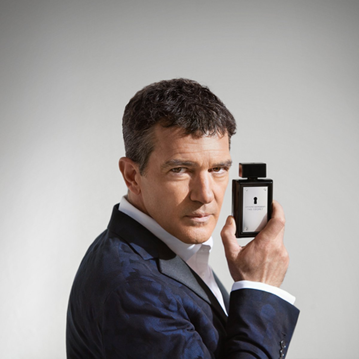 Estuche para Caballero Antonio Banderas The Secret Edt 100Ml + Desodorante 150Ml