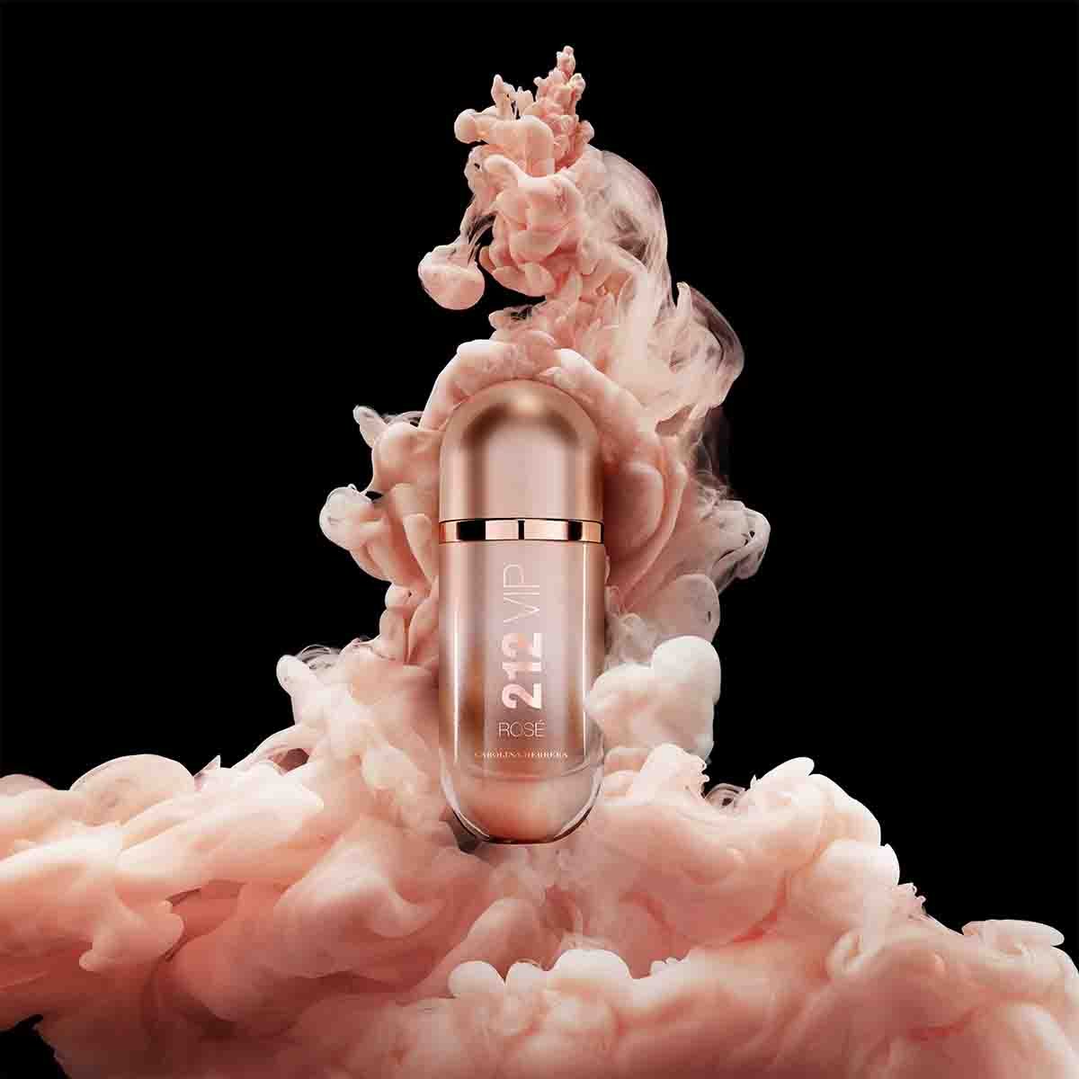Estuche para Dama Carolina Herrera 212 Vip Rosé Edp 80 Ml + Body Lotion 100 Ml