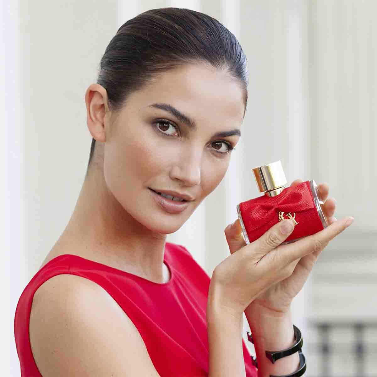 Estuche para Dama Carolina Herrera Ch Privée Edp 80 Ml + Body Lotion 100 Ml