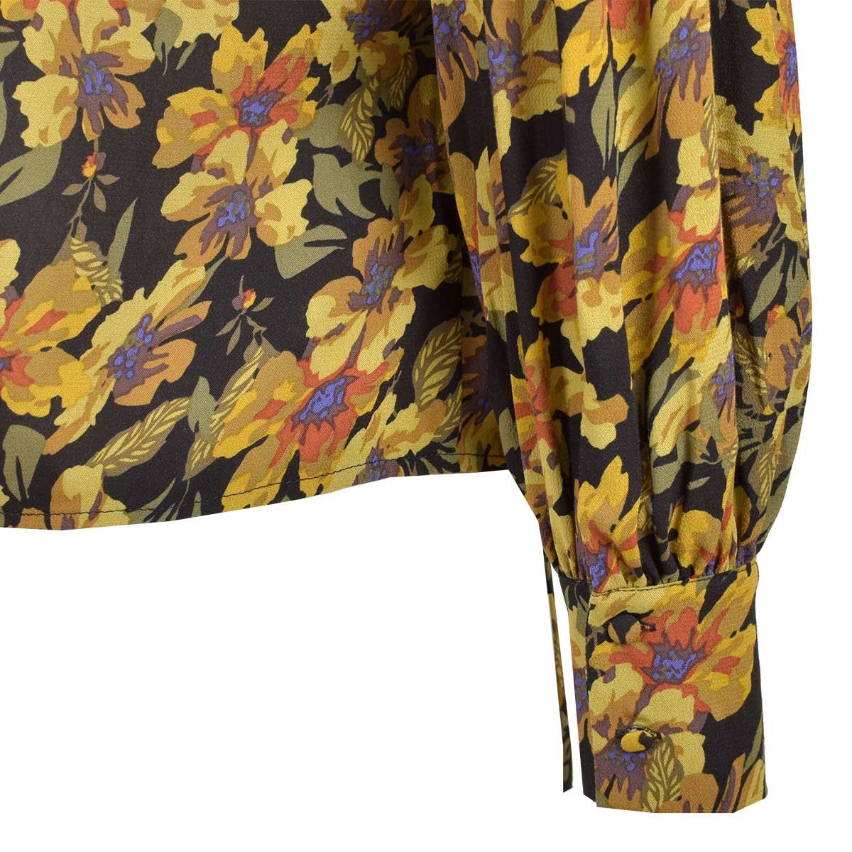 Blusa Estampada Cruzada Arqueology