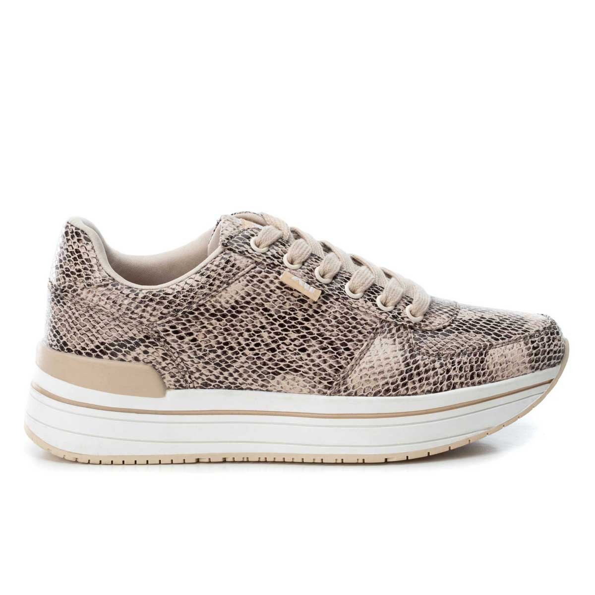 Tenis Beige Animal Print con Plataforma Xti