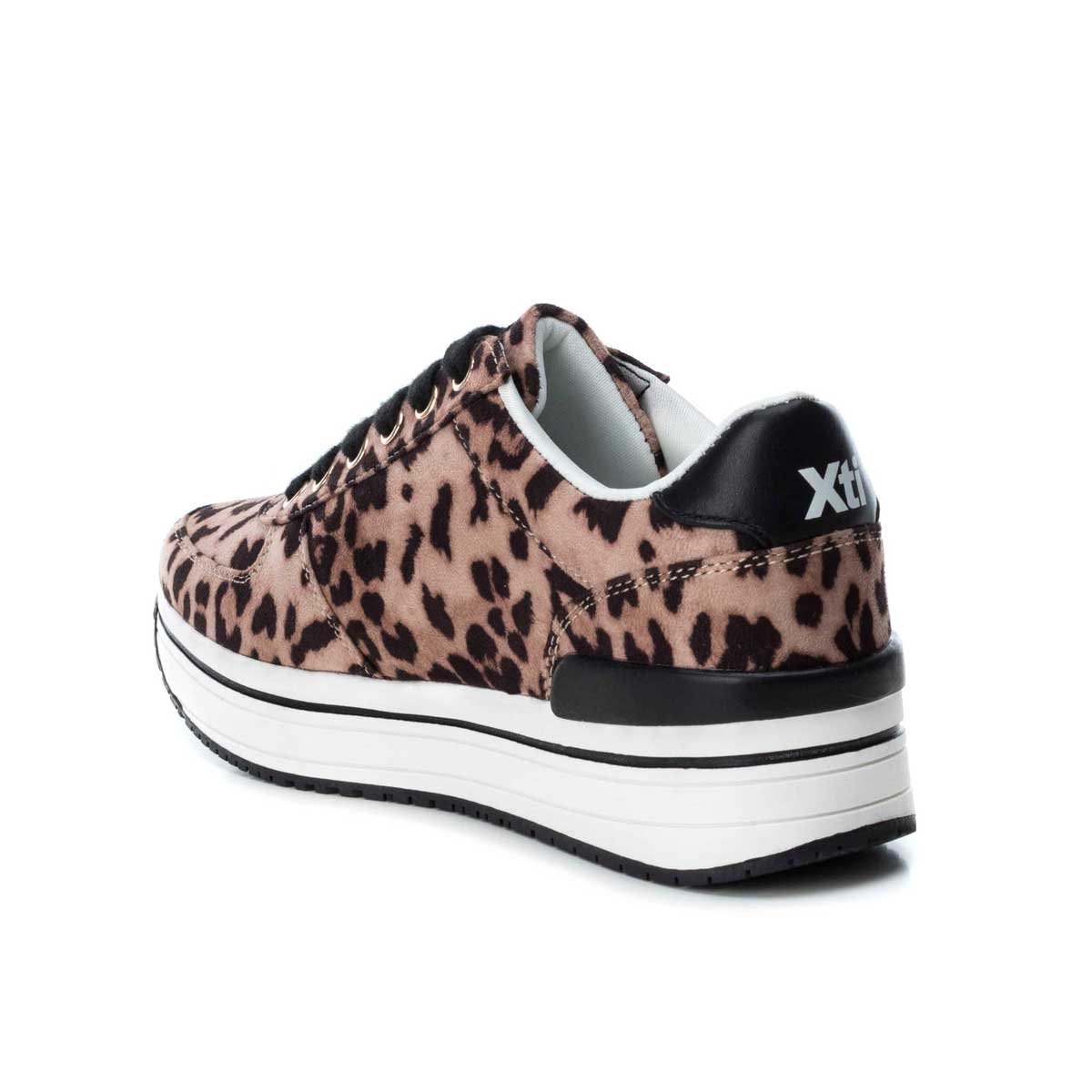 Tenis Café Animal Print con Plataforma Xti