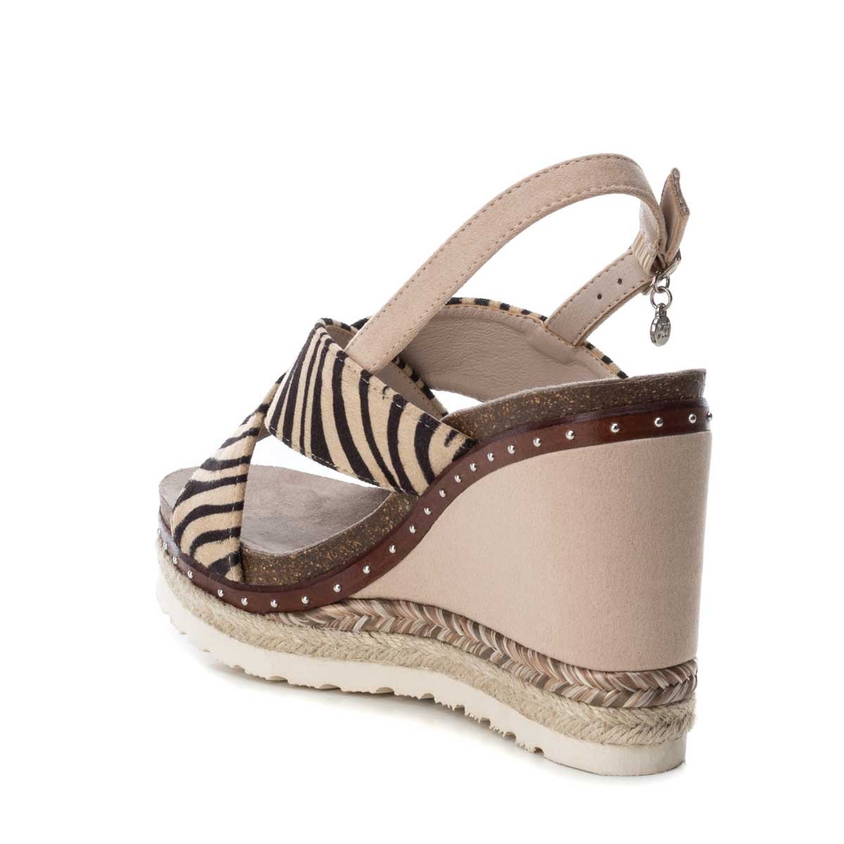 Sandalia Beige Animal Print con Cuña de Yute Xti