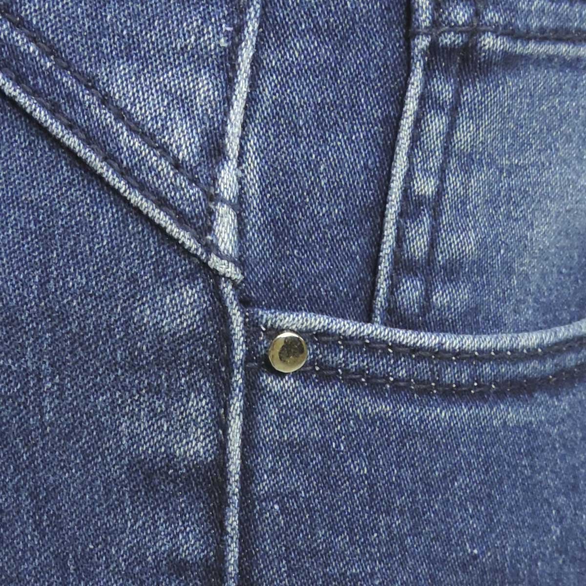 Jeans Skinny Detalle en Bastilla Berona