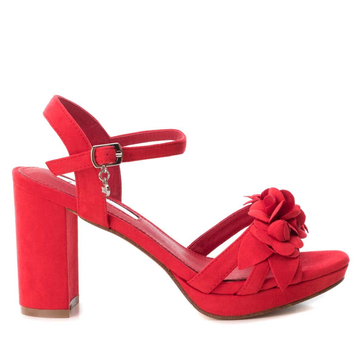 Sandalia Roja con Tacón y Pulsera Xti