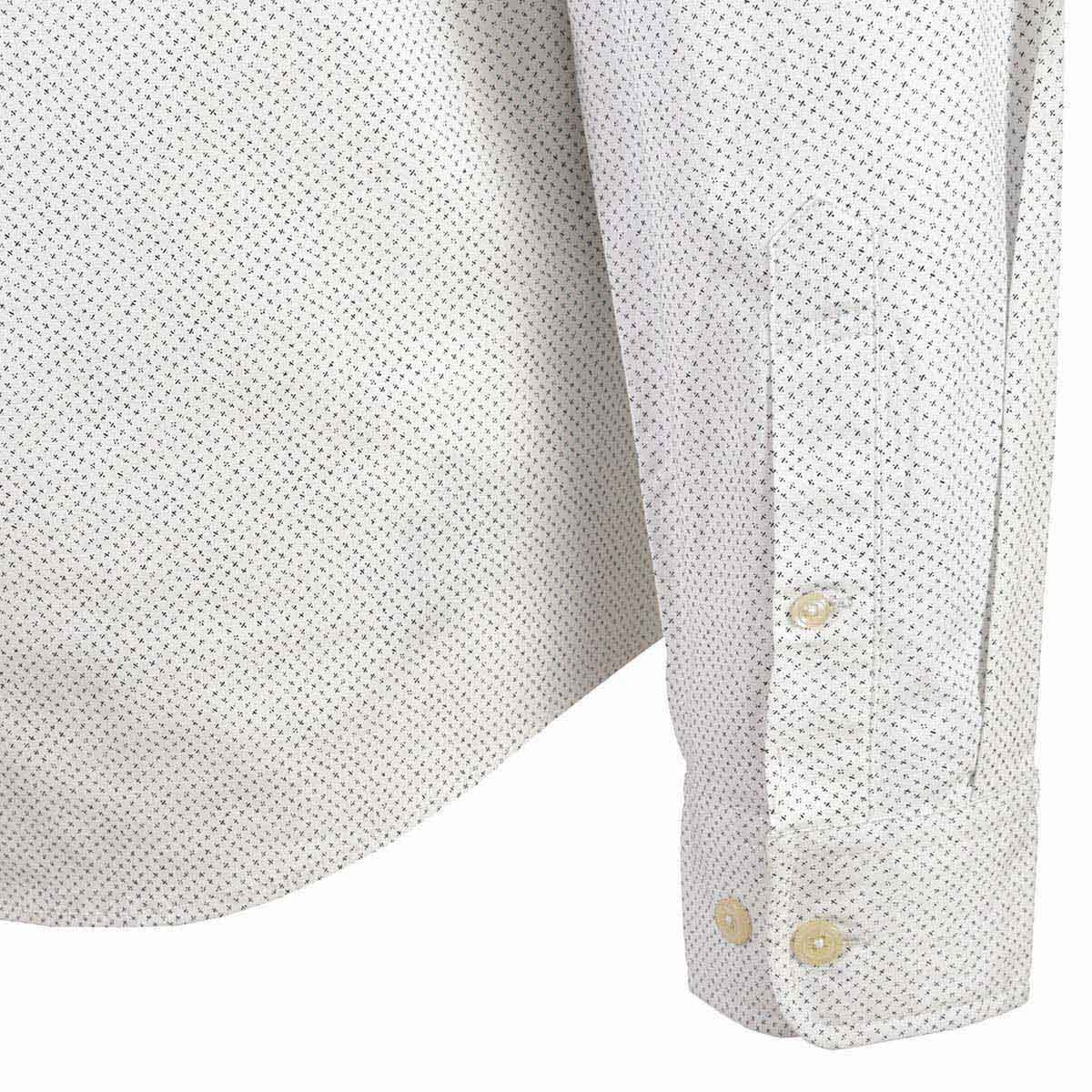 camisa blanca estampada