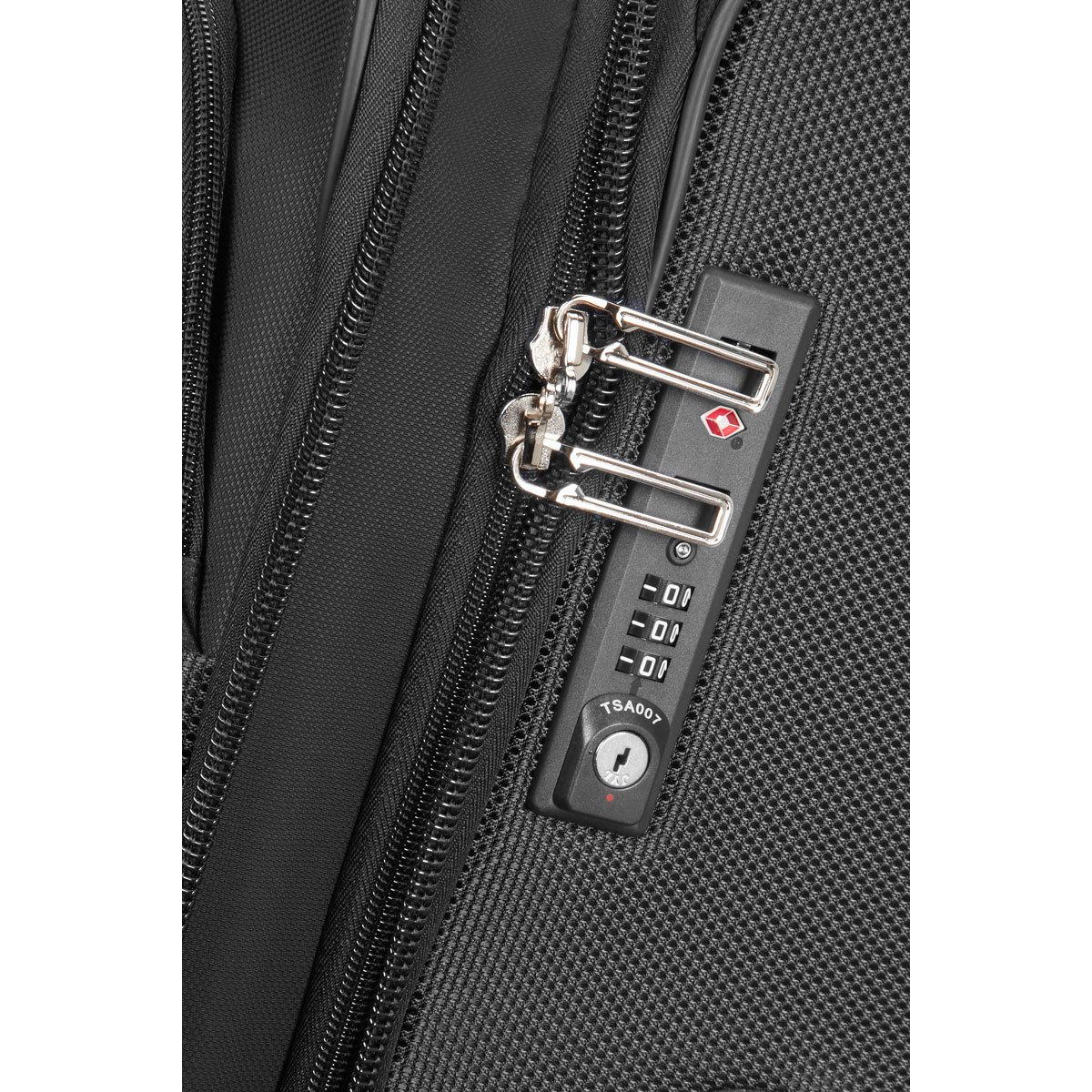 Maleta B Lite Ikon 28” Negro Samsonite