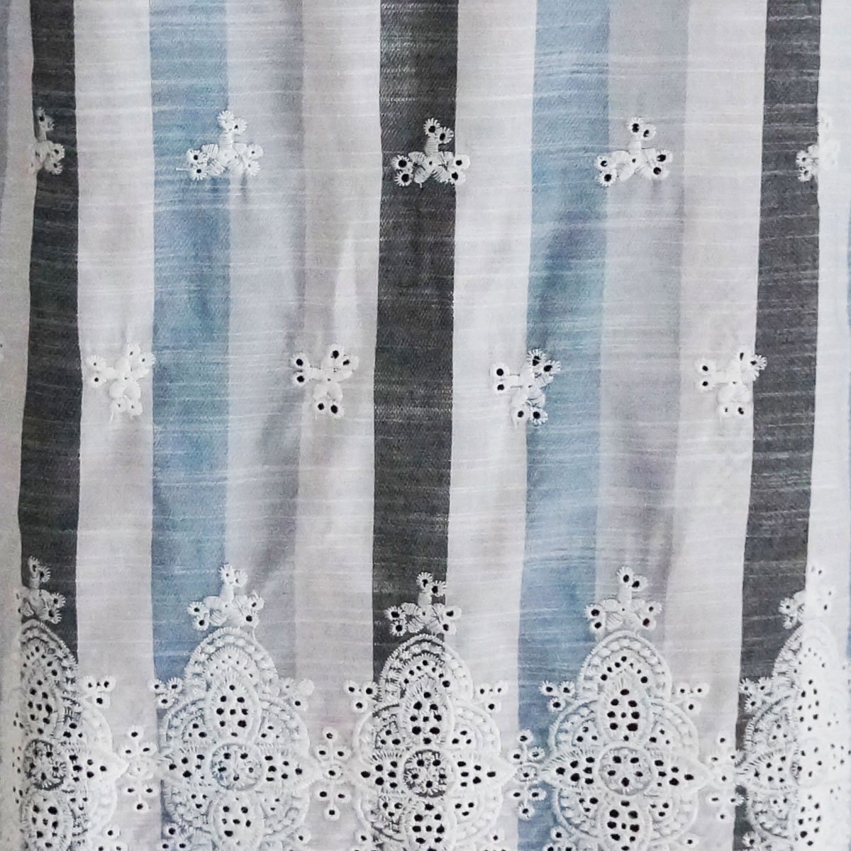 Blusa Cerrada con Aplicación Dede para Dama