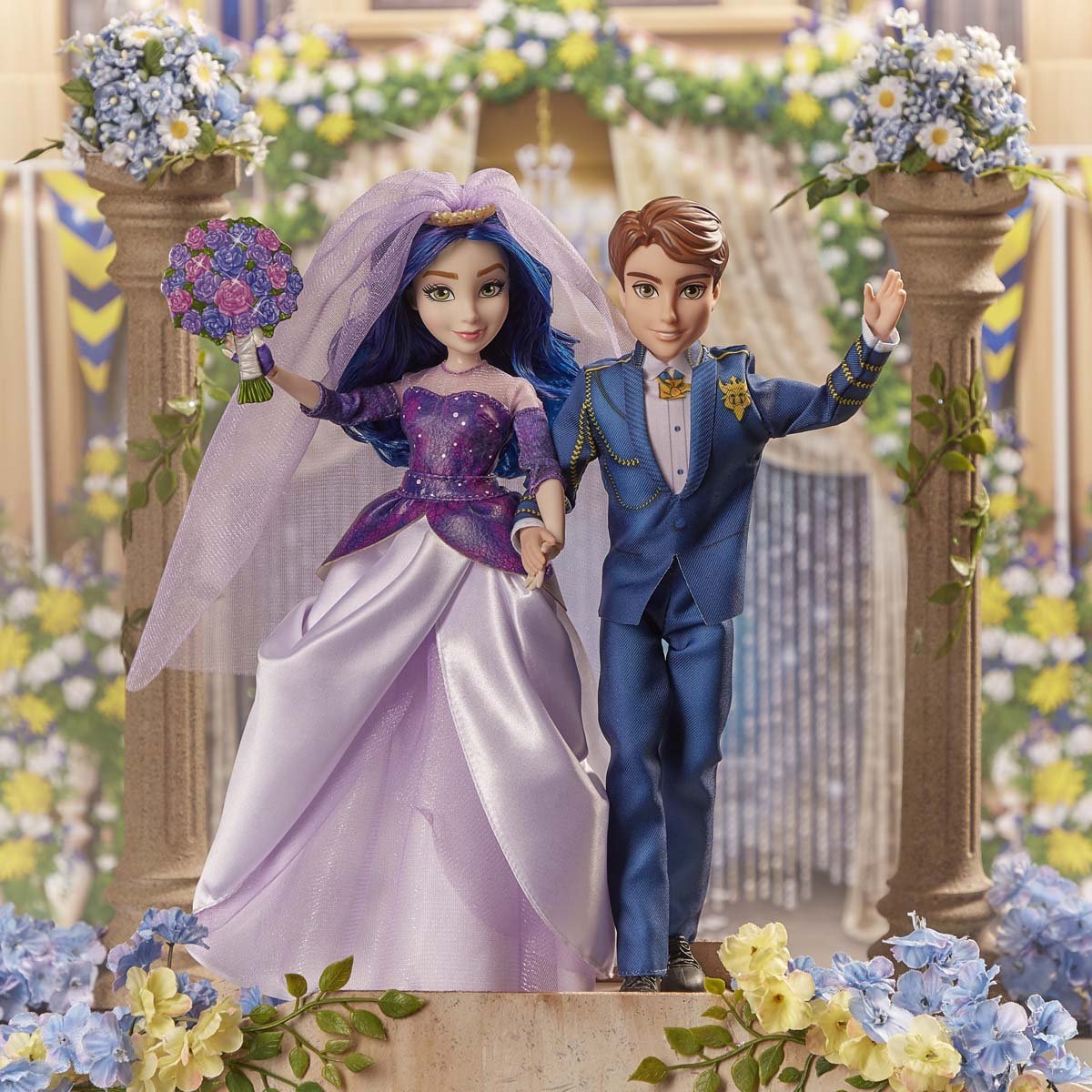 Muñecos Disney Descendants Mal Y Ben The Royal Wedding