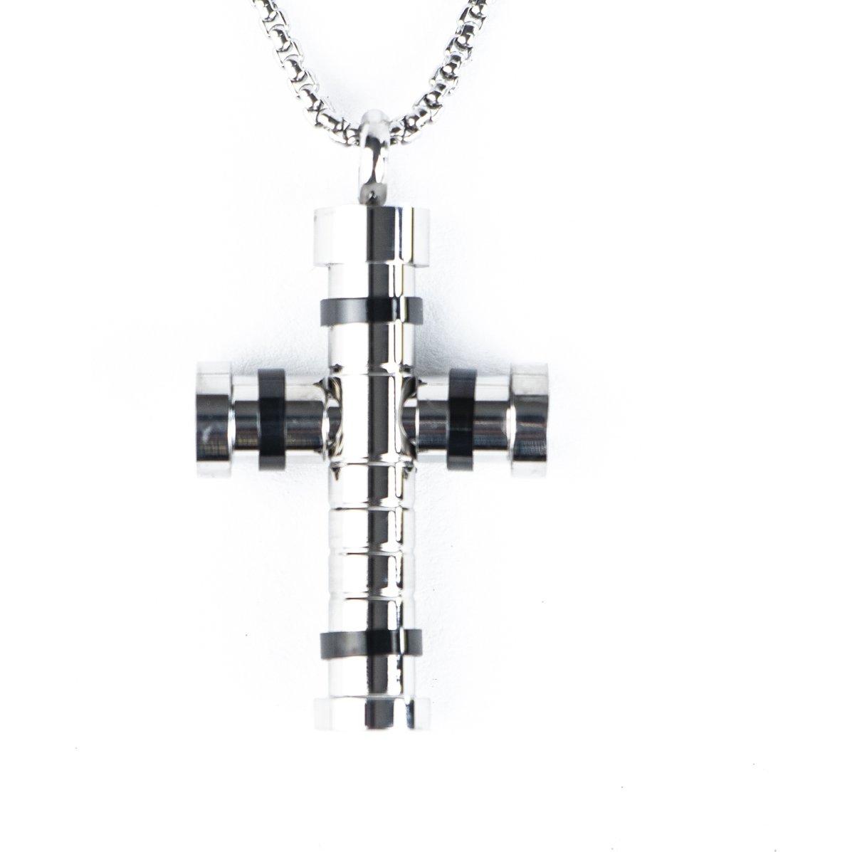 Collar de Doble Eslabón con Dije de Cruz Plateada con Detalles en Negro para Hombre Modelo Elo Cczp 013 Richelieu