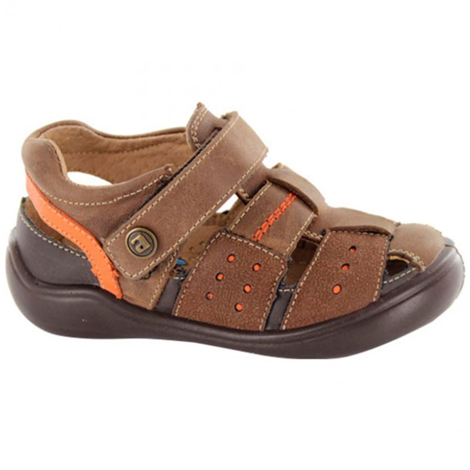 Huarache Cerrado con Velcro Café para Niño Audaz Modelo 165705B