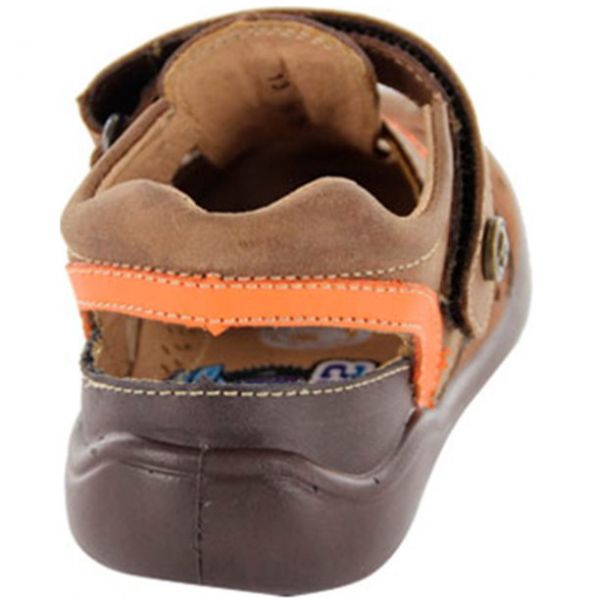 Huarache Cerrado con Velcro Café para Niño Audaz Modelo 165705B