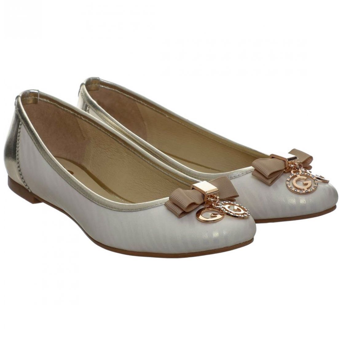 Balerina Plateada con Estampado Liso Y Punta Redonda G By Guess