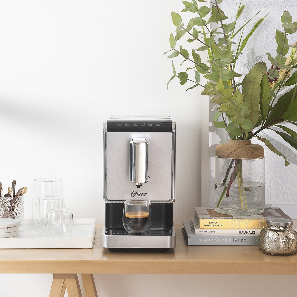 Cafetera Super Automática Oster Bvstem8100