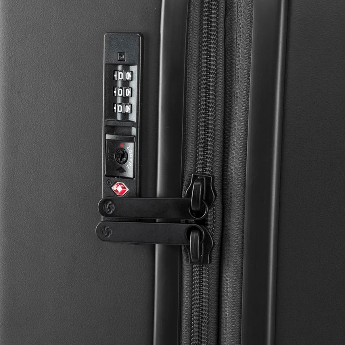 Maleta Toiis C 24" Negro Samsonite