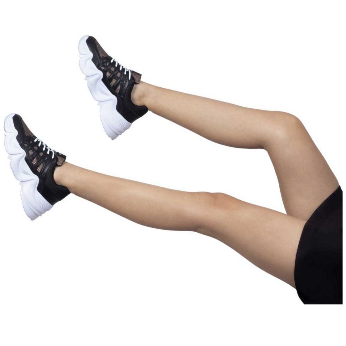 Tenis Chunky Negro Cloe