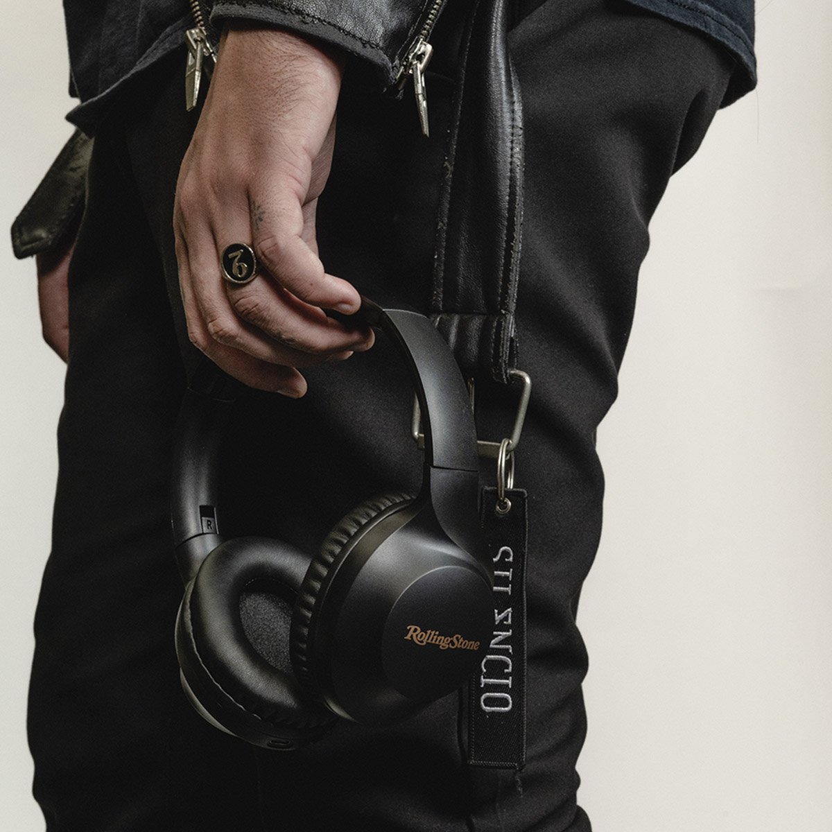 Audífonos Inalámbricos Negros Rolling Stone
