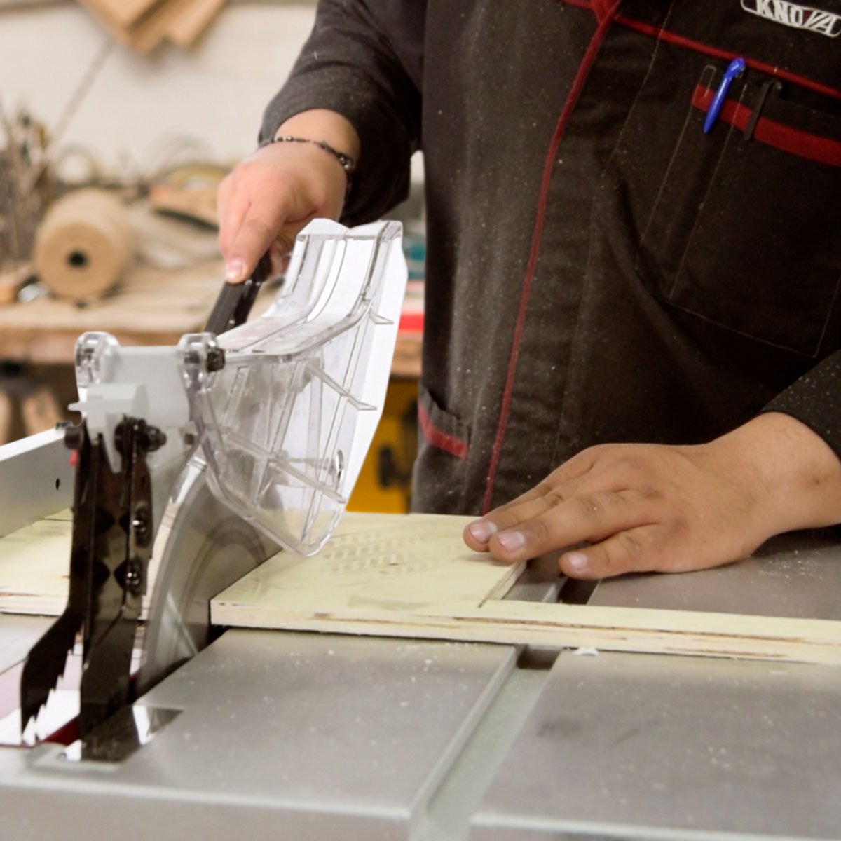 Sierra de Mesa con Base 10" 2.7 Hp Kn Bts-10N Knova