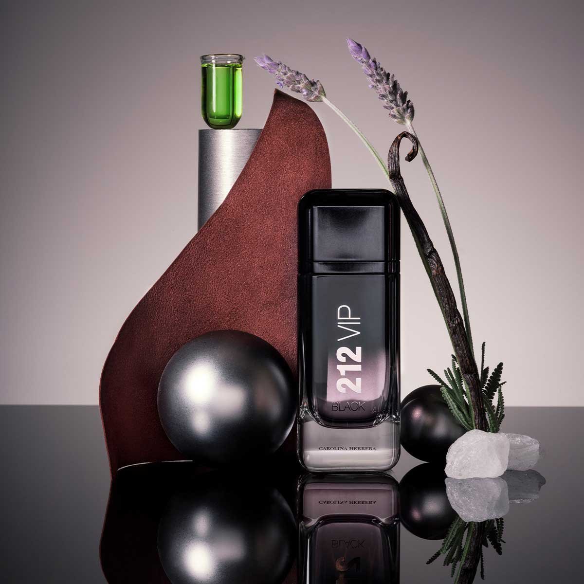 Carolina Herrera 212 Vip Black Men Set para Hombre Fragancia Edp 100Ml + Shower Gel 100Ml + Fragancia de Bolsillo