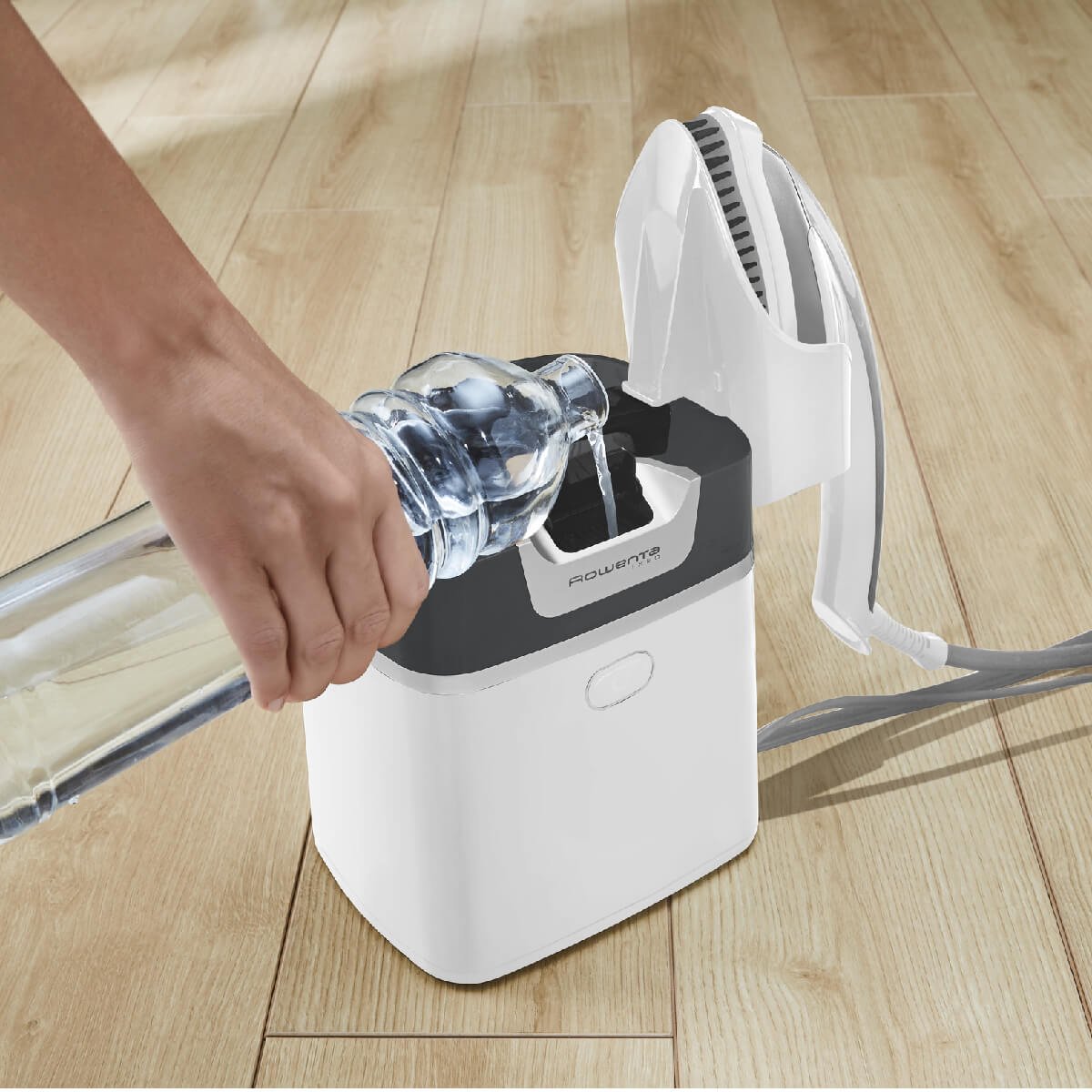 Centro Planchado Garmen Care Ixeo Rowenta