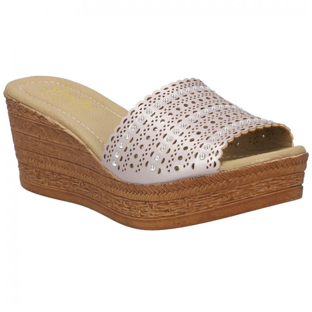 Sandalia con Cuña Corte Láser Rosa Suave Pies