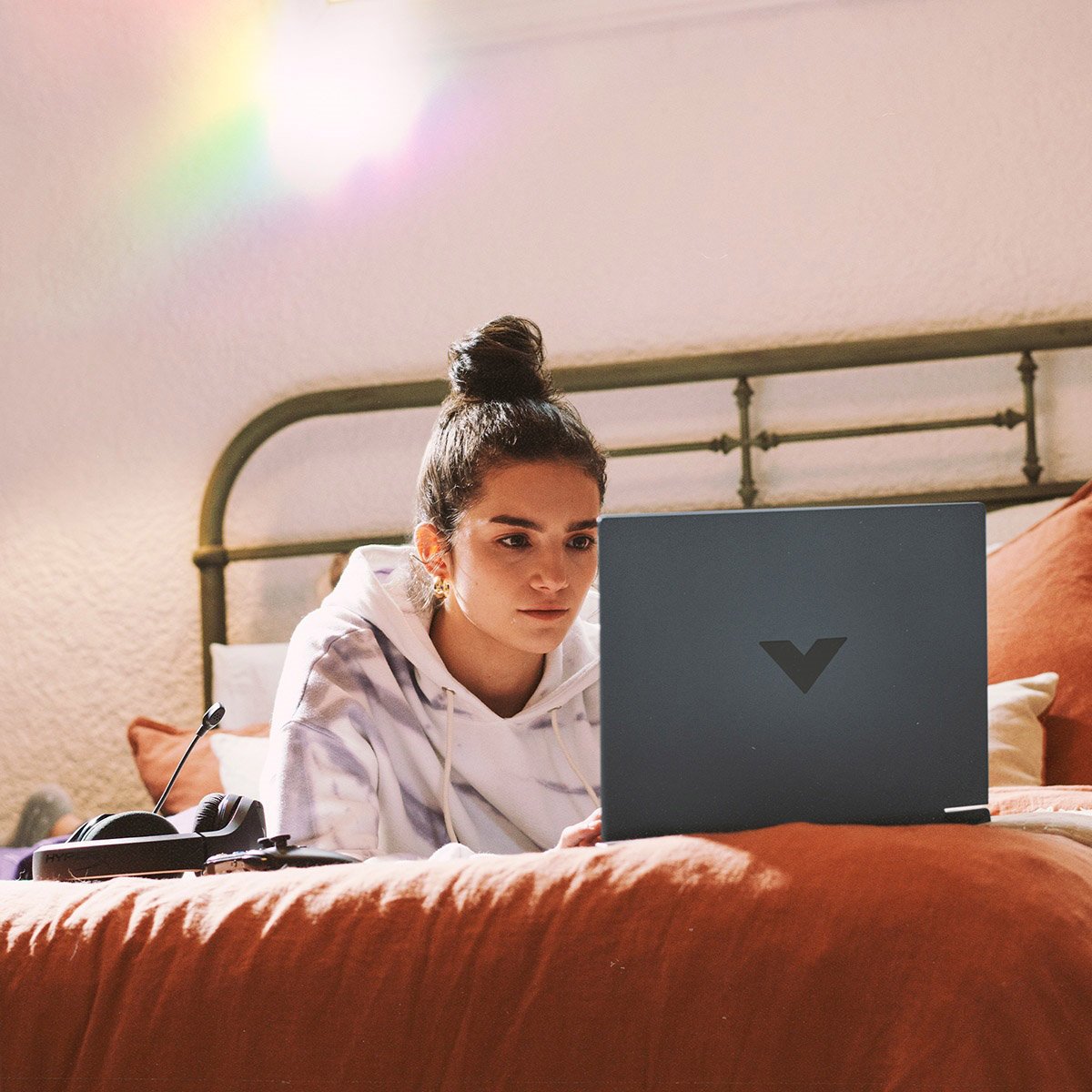 Laptop Hp Victus 15Fb0103 R5 8 512 Rtx3050