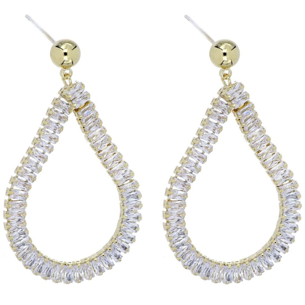 Arete Lagrima con Acabado Chapado Oro Coco Cherie