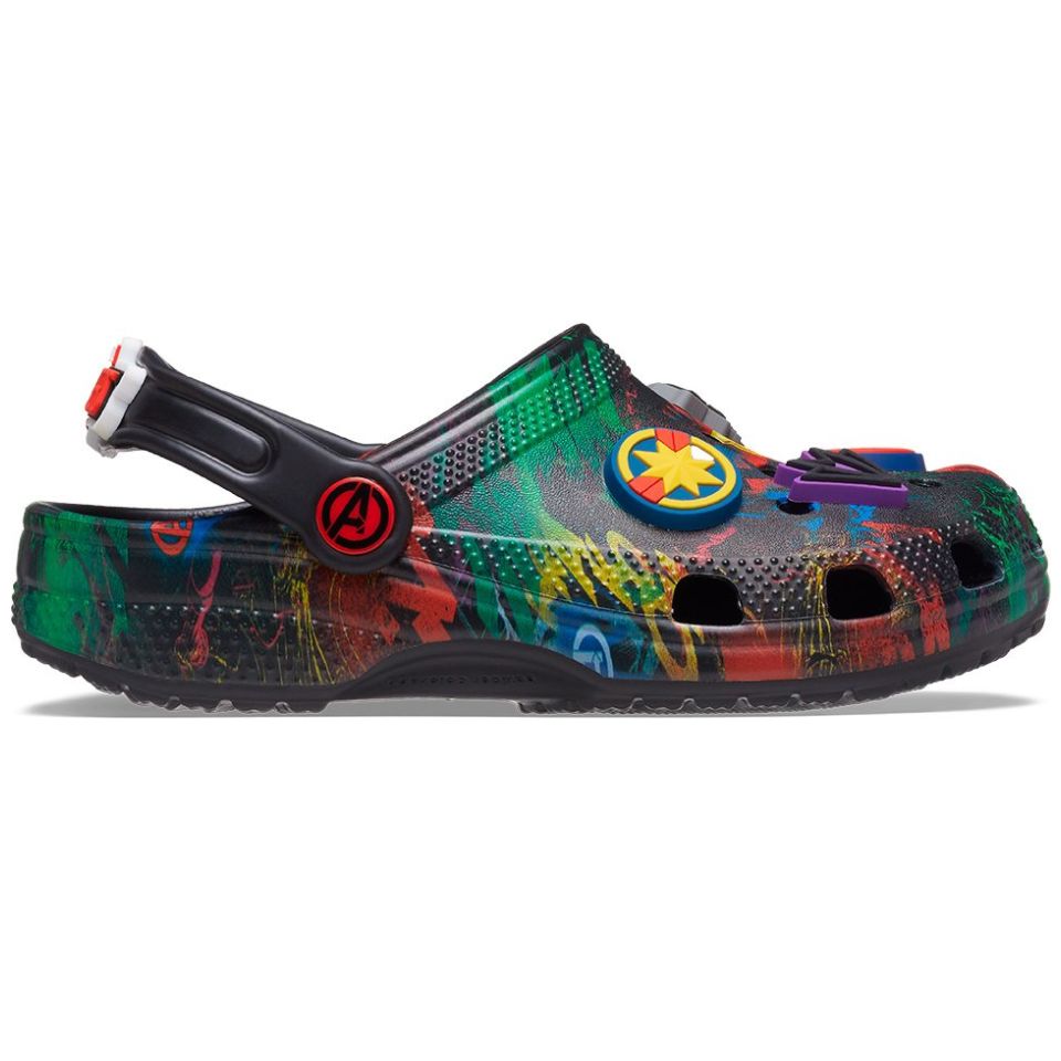 Sueco Classic Avengers 18-25 Negro Crocs para Niño