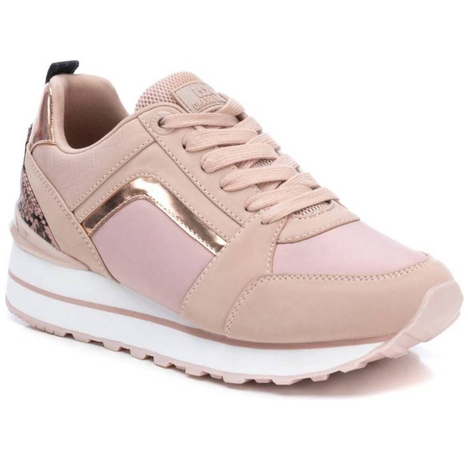 Tenis para Dama con Detalles Metálicos Xti