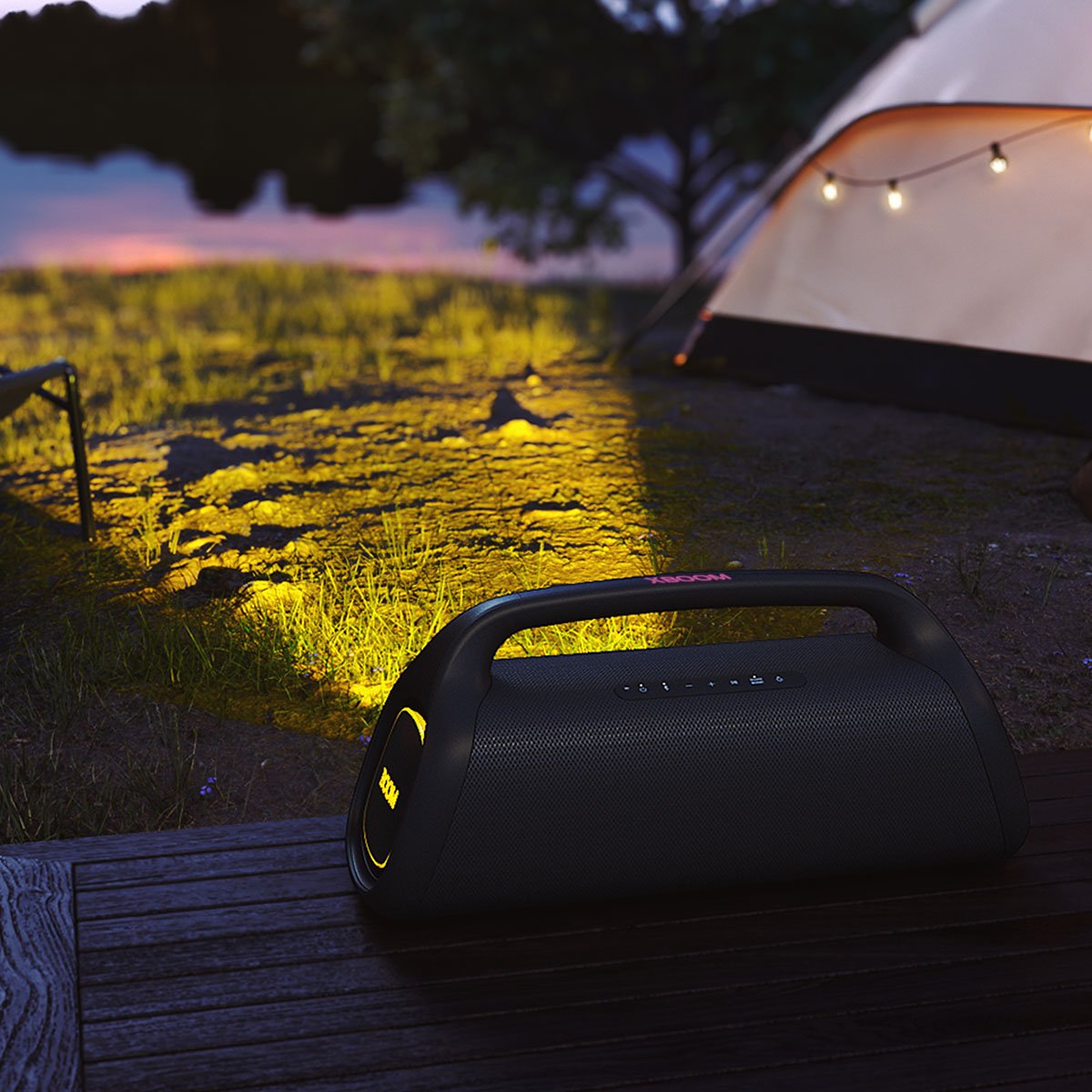 Bocina Portátil LG Xboom Go Xg9- Inalámbrica, Resistente al Agua y Polvo Negro