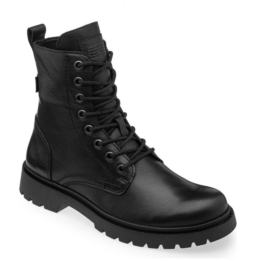 Bota Casual Lisa con Suela Dentada Negra Levis