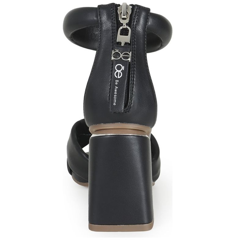 Sandalia Tira Cruzada con Pulsera Negra Cloe