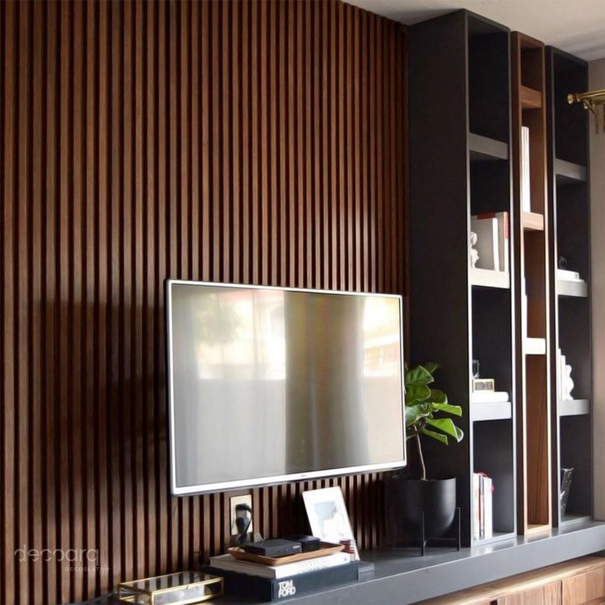 Lambrin Plus Decorativo  Madera Nogal  de 100 Cm X 17 Cm Cubre 1.7 M2 Deco Pvc