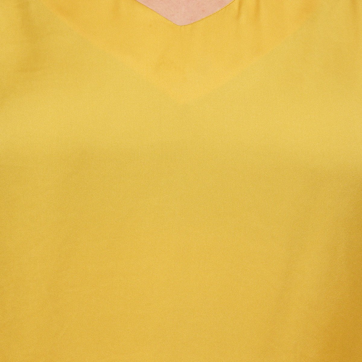 Blusa Escote V Tallas Extra para Dama Alan Austin