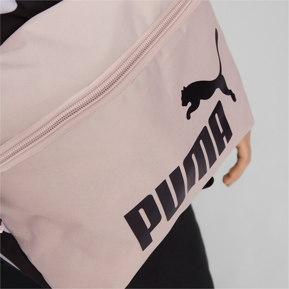 Mochila Negro con Rosa Gym Puma