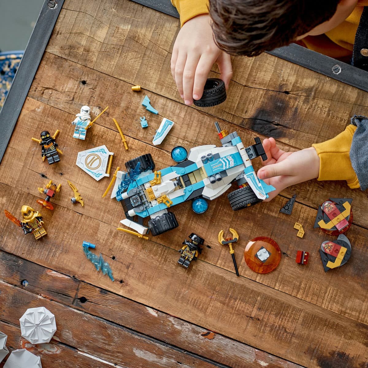 Zane Dragon Power: Auto de Competencia Spinjitzu Lego Ninjago