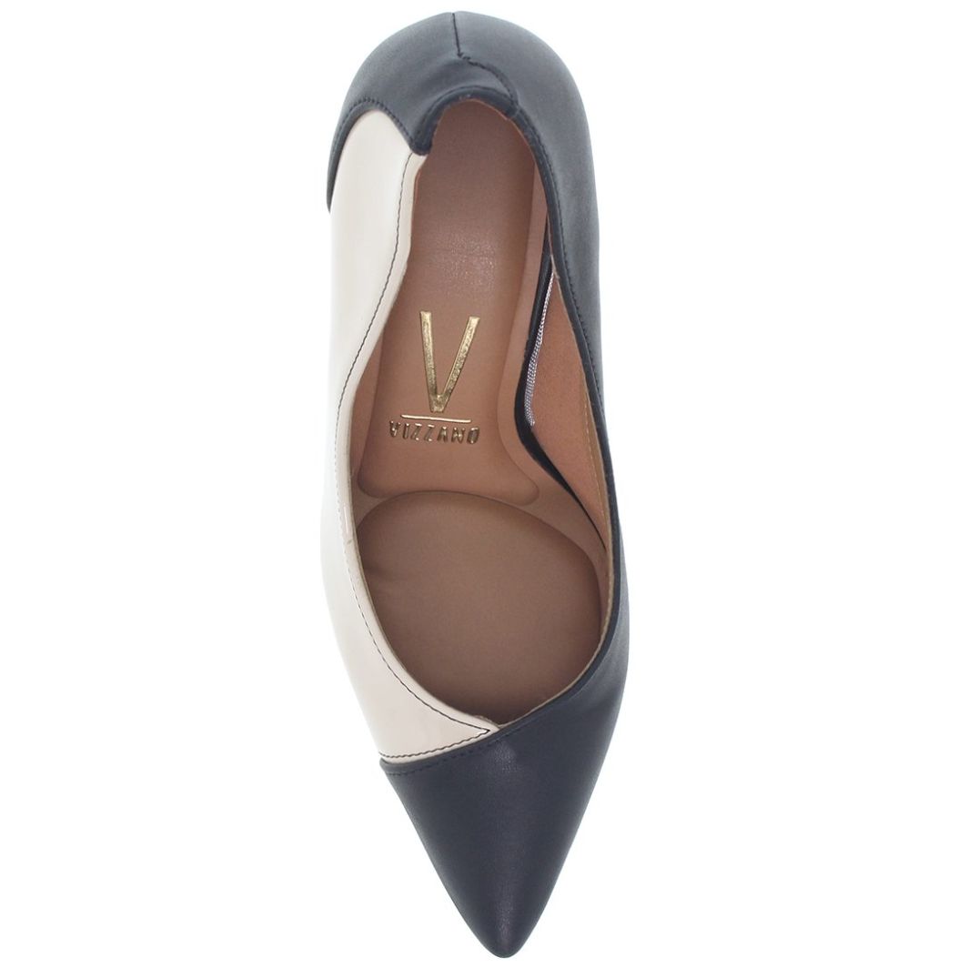 Zapatilla Vizzano Bicolor, con Detalles Metalizados en el Tacón
