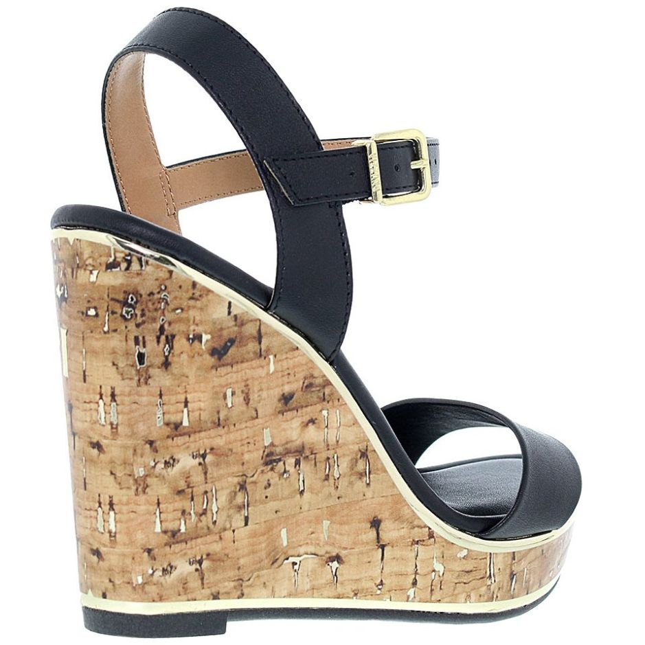 Sandalia Plataforma con Pulsera Vizzano
