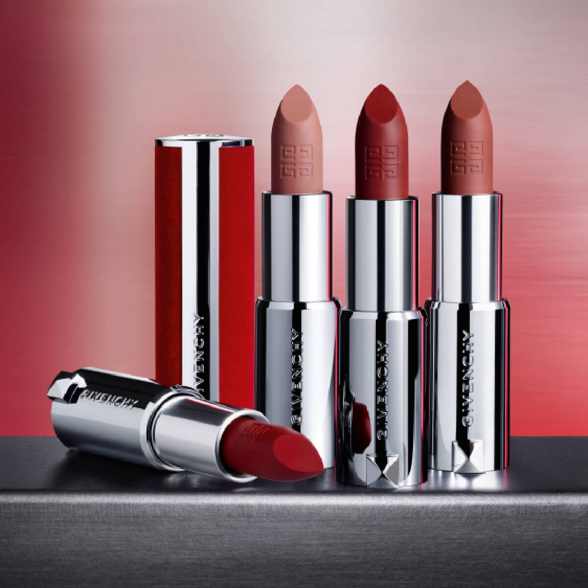 Givenchy Labial Le Rouge Deep Velvet , Labial Mate Ultra Pigmentado