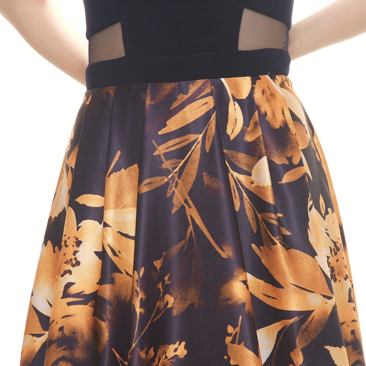 Vestido  Formal Largo con Transparencia para Dama Nikki Italy