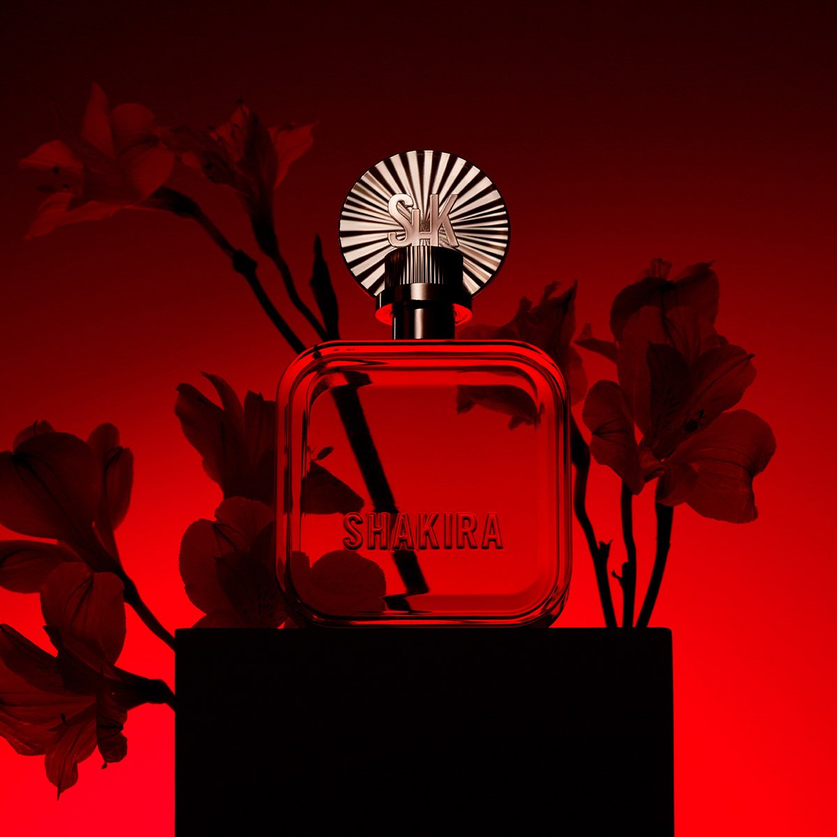 Fragancia Set Shakira Rojo Edp 80 Ml + Desodorante 150 Ml  para Mujer