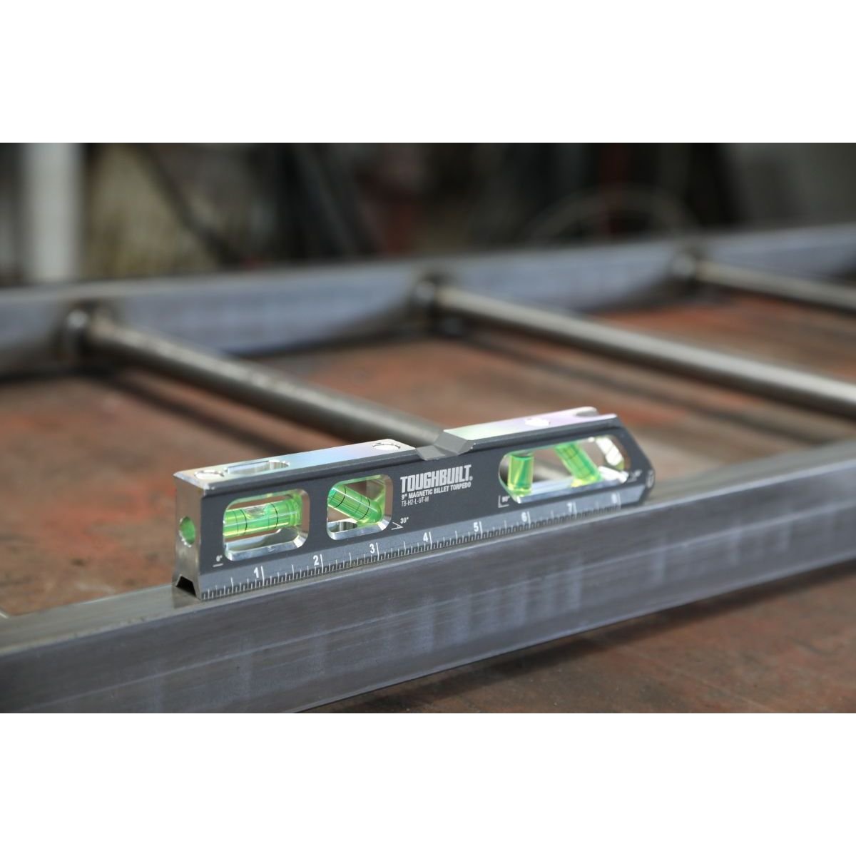 Nivel Torpedo Magnético 9" Toughbuil
