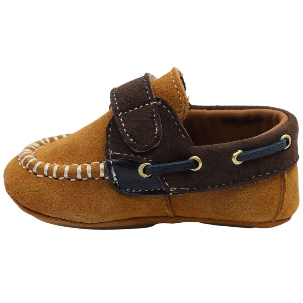 Mocasín Audaz Bebé con Velcro 10-12 Café
